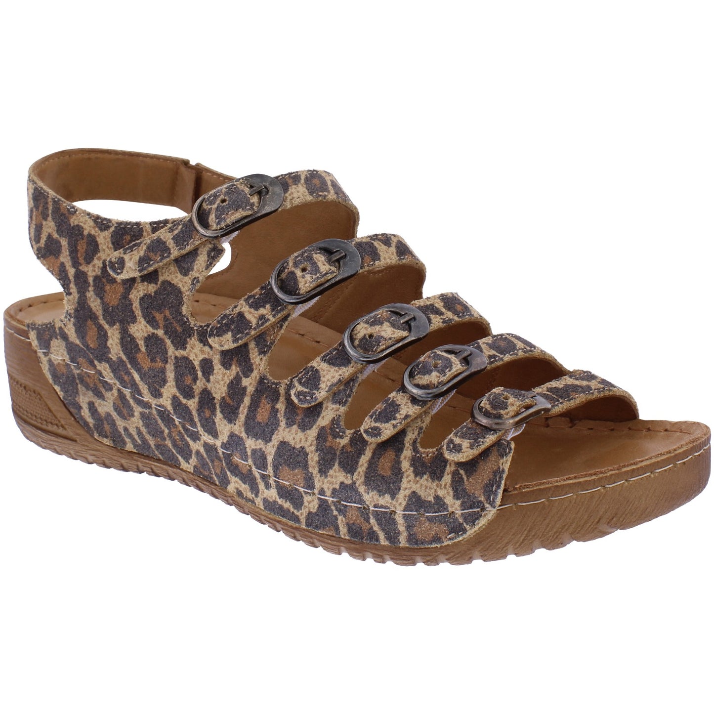 Astrid Leopard